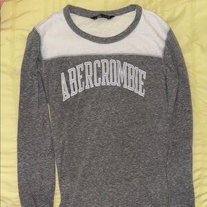 Abercrombie & Fitch Long Sleeve